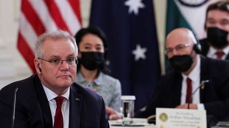 Франция обвинила Австралию в том, что она опустилась до `` нового минимума '' из-за подводного скандала - RT World News