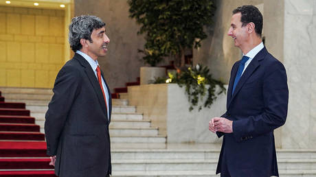 Глава МИД ОАЭ посетил Сирию, поскольку США возмущены `` нормализацией '' - RT World News