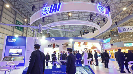 Израиль и ОАЭ - редкое военное партнерство - RT World News