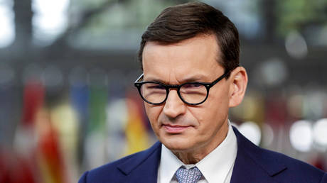 Польша решила получить более 800 млрд евро в качестве репараций во время Второй мировой войны - RT World News