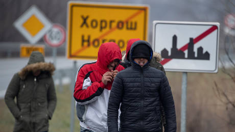 Венгрия нарушила закон с политикой в ​​отношении лиц, ищущих убежища - верховный суд ЕС - RT World News