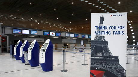 Во Франции выявлено несколько подозреваемых случаев заражения Омикроном - RT World News