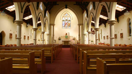 Закон о защите религиозных людей от «отмены культуры» в разработке - RT World News