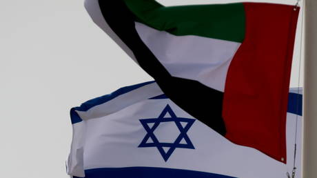 Беннетт стал первым премьер-министром Израиля, посетившим ОАЭ - RT World News