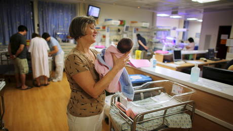 Мохаммед возглавил список популярных детских имен в Израиле - RT World News