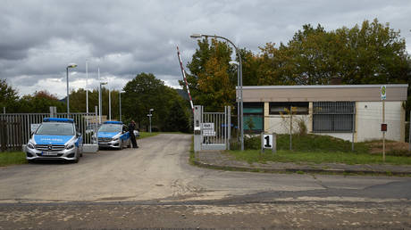 Операторы печально известного дарквеб-сервиса заключены в тюрьму - RT World News