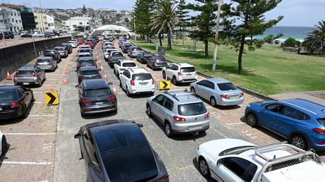 Премьера обвинили в "пассивной агрессии" во время тестирования - RT World News