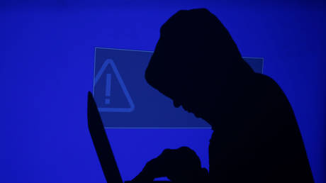 Раскрыто `` парализованное '' расследование скандала со взломом Pegasus - RT World News