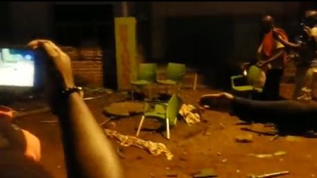 Смертельный теракт террориста-смертника прервал празднование Рождества - RT World News