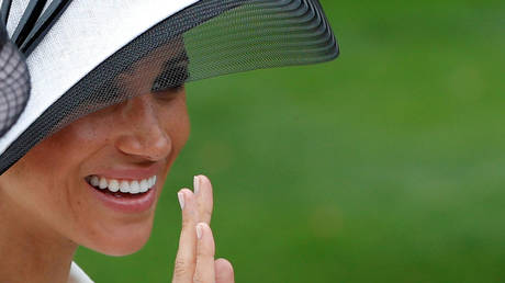 У Меган Маркл может быть `` информация '' для иска принца Эндрю об изнасиловании - RT World News