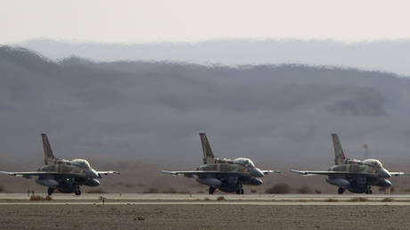 Израиль заявляет, что не будет «связан» будущей сделкой с Ираном — RT World News