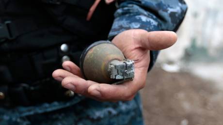 На праздновании Нового года задержан противник с гранатометом - RT World News