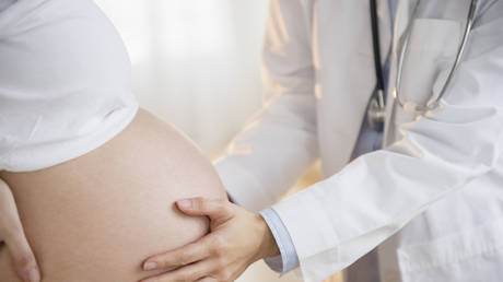 Раскрыта стоимость «десексуального» языка — RT World News