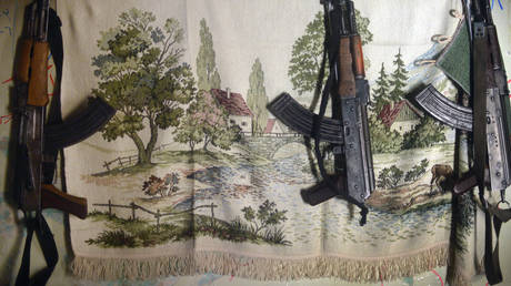 Учительница из США обучала женщин и детей становиться смертницами ИГИЛ — ФБР — RT World News