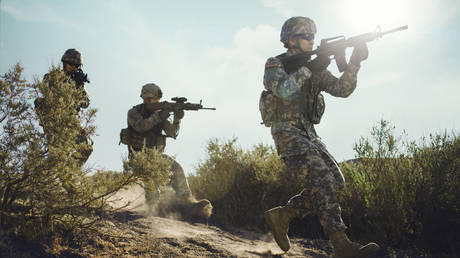 В штатах США будет организована имитация «партизанской войны» — RT World News