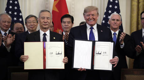 Почему торговая война США с Китаем стала экономической катастрофой для американцев — RT World News