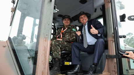 Бразильские военные не могут объяснить покупку Виагры — RT World News