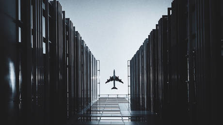 Черные списки ЕС уже запретили российские авиакомпании — RT Business News