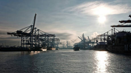 ЕС обнародовал новые санкции против Москвы — RT Business News