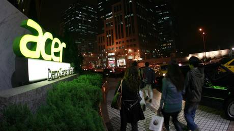 Крупный технологический гигант приостанавливает деятельность в России — RT Business News