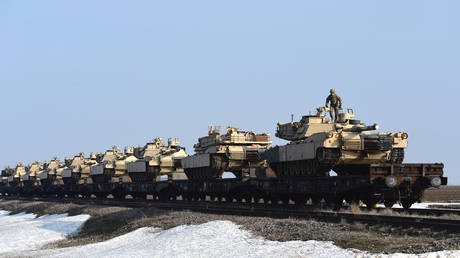 НАТО ни в коем случае не будет вводить войска в Украину — Германия — RT World News