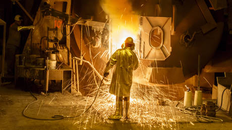 Немецкая промышленность рухнет без российского газа — ассоциация — RT World News