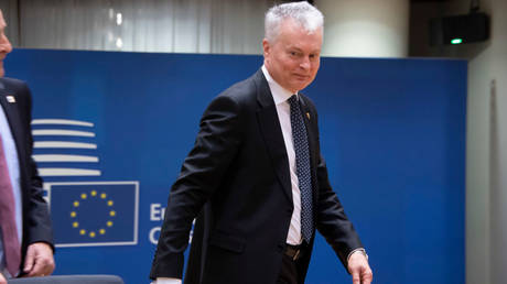 Первая страна ЕС прекратила покупать российский природный газ — RT World News