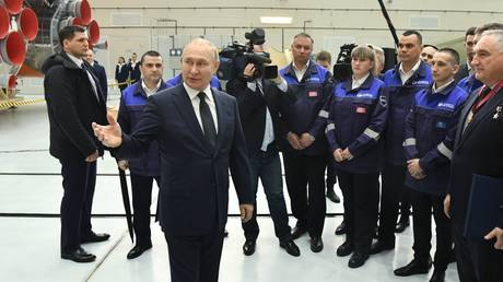 Путин объяснил нападение на Украину — RT Россия и бывший Советский Союз