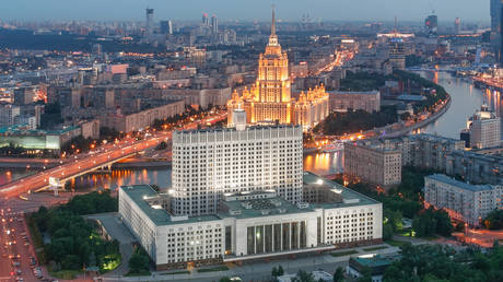 Россия не будет национализировать активы иностранных фирм — высокопоставленный сенатор — RT Business News