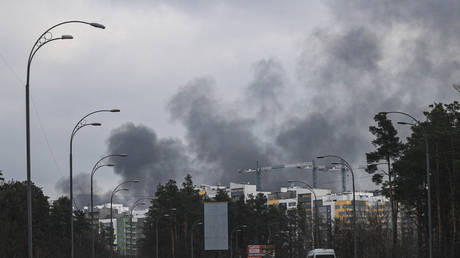 Россия заявляет, что уничтожила танковый завод в Киеве — RT Россия и бывший Советский Союз
