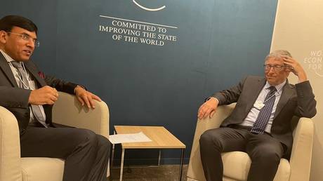 Билл Гейтс приветствует кампанию вакцинации в Индии — RT World News