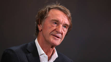 Британскому миллиардеру посоветовали забыть об амбициях владельца «Челси» — RT Sport News