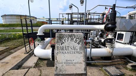 ЕС не допустит полного нефтяного эмбарго России — СМИ — RT World News