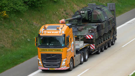 ЕС не позволит Украине остаться без оружия — высокопоставленный дипломат — RT World News