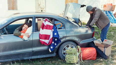 Финансовые заботы американцев растут — опрос — RT World News