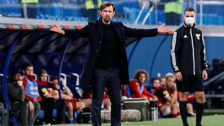 Глава поддерживаемого «Газпромом» российского гиганта отреагировал на запрет евро — RT Sport News