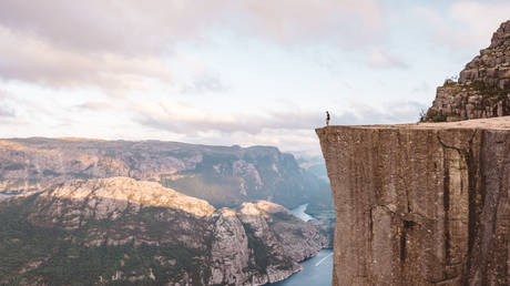 Энергетическая политика ЕС — это экономическое самоубийство — Путин — RT Business News
