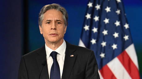 «Стратегическая двусмысленность» или явная некомпетентность?  Речь Блинкена в Китае показывает, что США проигрывают в конкуренции с Пекином — RT World News