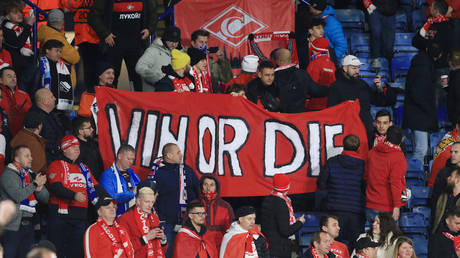 Заядлые болельщики призывают бойкотировать финал Кубка России из-за мер по удостоверению личности — RT Sport News