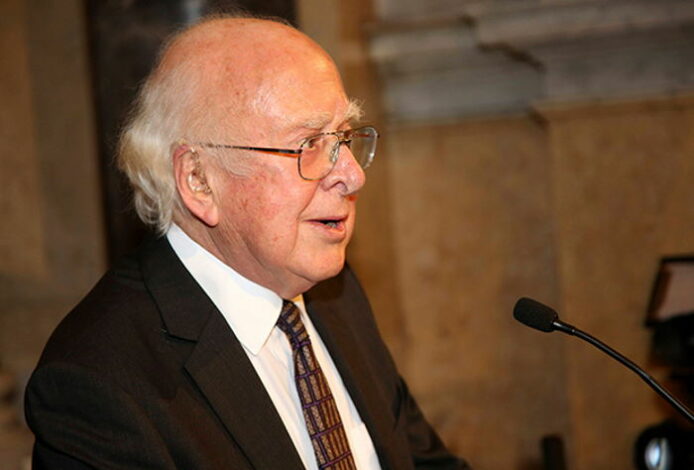 Большой адронный коллайдер снова запустили: что ученые надеются в нем найти?