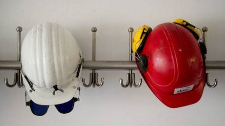 Германия предупреждает, что целые отрасли промышленности могут остановиться из-за нехватки газа — RT Business News