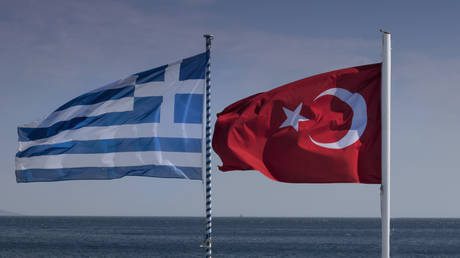 «Не танцуйте с Турцией», — говорит Эрдоган сопернику — RT World News