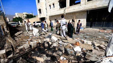 Правозащитники обвиняют французских производителей оружия в соучастии в военных преступлениях — RT World News