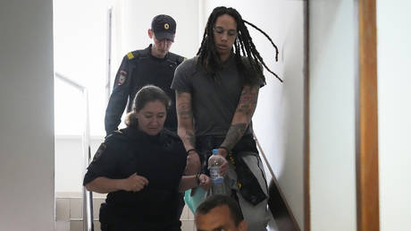 Российский суд назначил дату суда по делу звезды американского баскетбола о наркотиках — RT Sport News