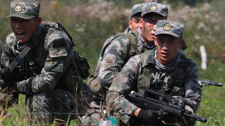 Сосед Китая ожидает нападения на Тайвань — опрос — RT World News