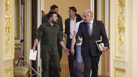 Великобритания предлагает Украине крупную программу военной подготовки — RT Россия и бывший Советский Союз