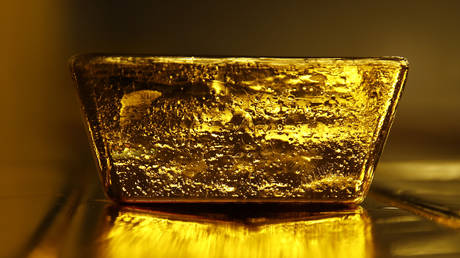 ЕС нацелился на российское золото — Bloomberg — RT Business News