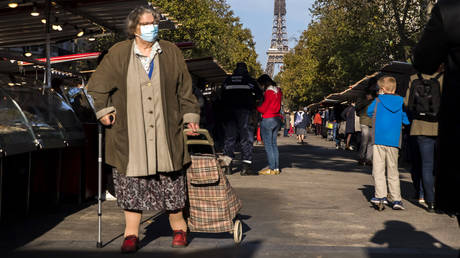 Еврозоне грозит растущий риск рецессии — Bloomberg — RT Business News