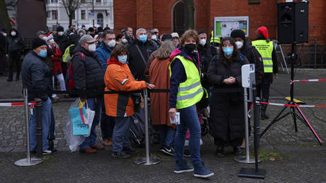 Германия планирует зимние «места для разогрева» на случай нехватки газа — RT World News