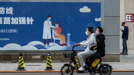 Китай через 2 дня отменяет налоговый мандат — RT World News